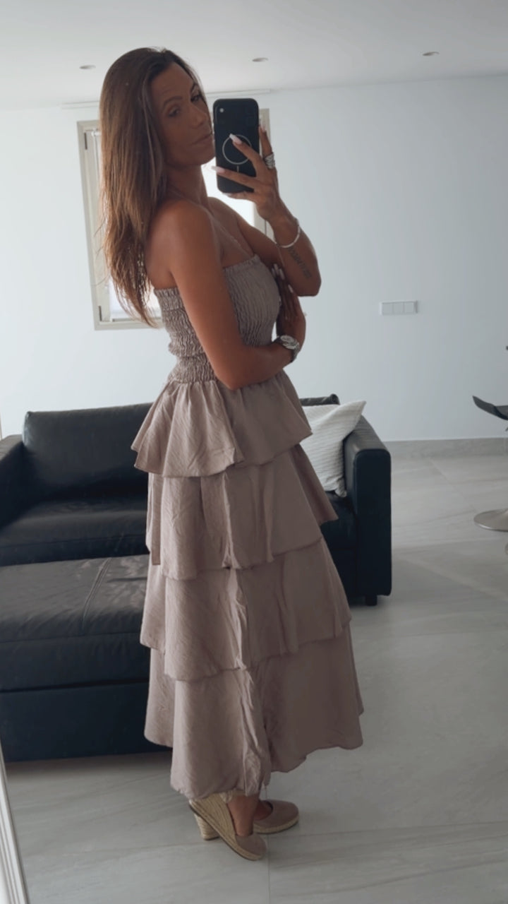 Maxi Volant Kleid, Smok Bandeau Oberteil / taupe Art. 16050