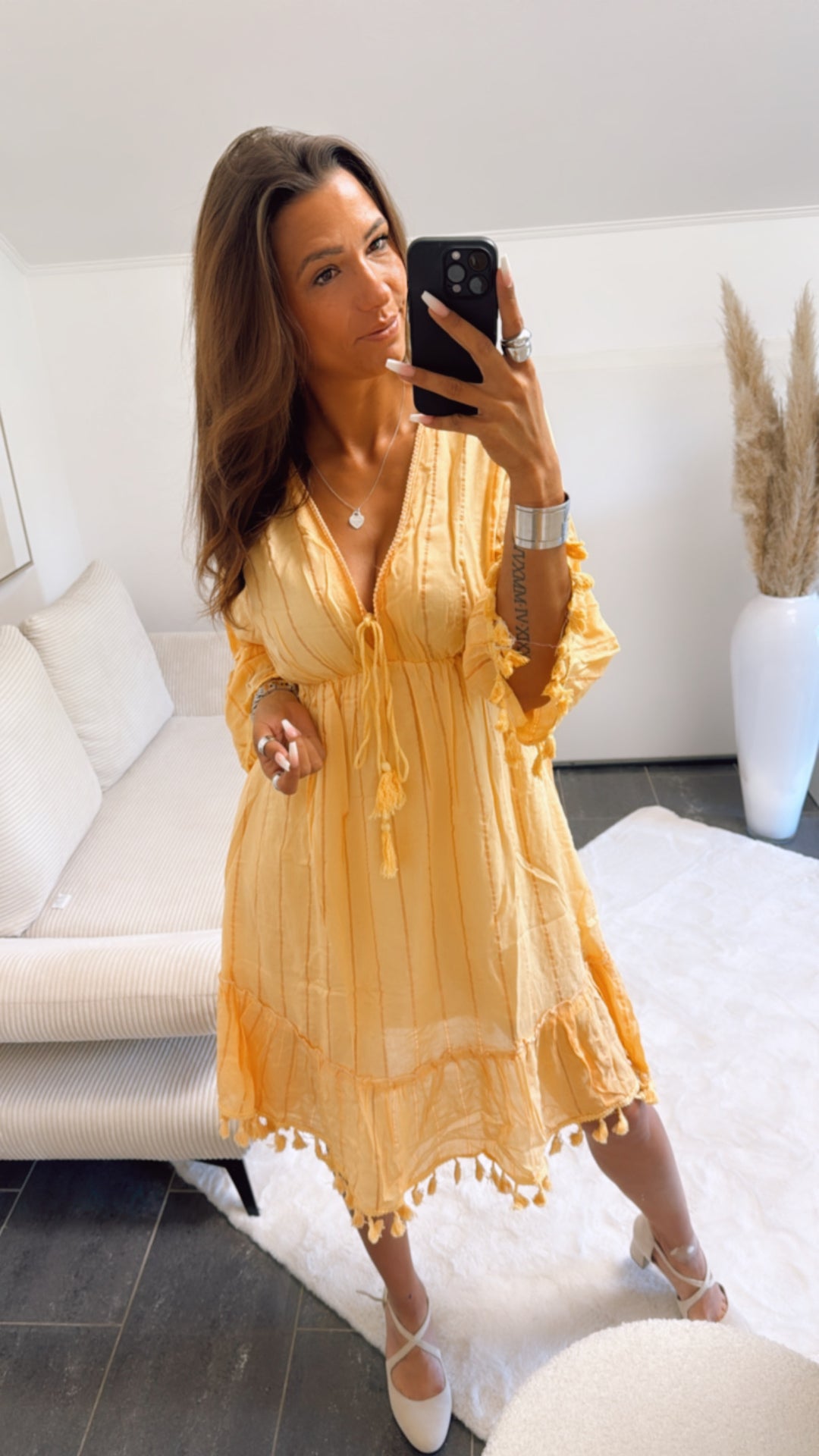 Kleid mit Glitzer Streifen / soft orange Art. 9933