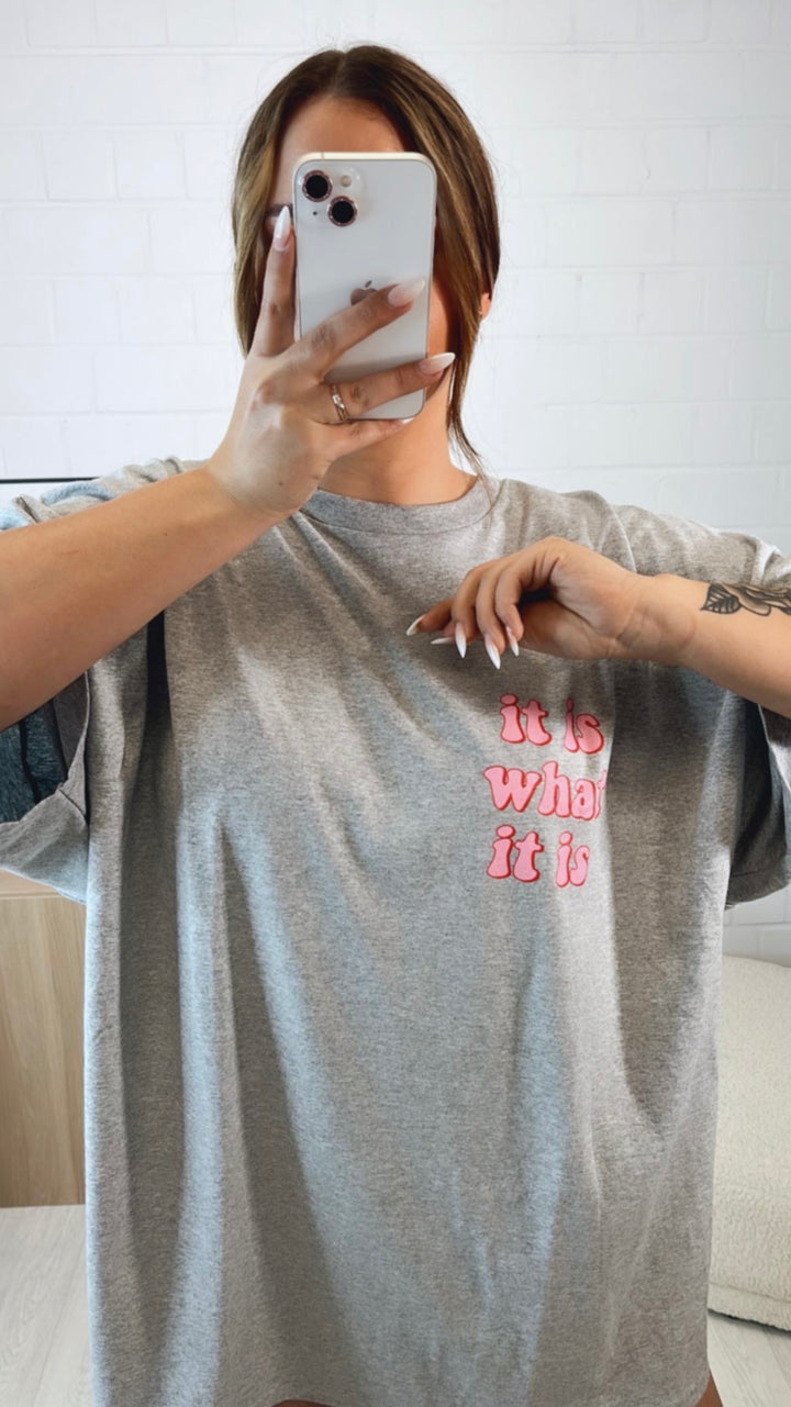 long T-shirt / Kleid " what it is " / hell grau meliert Art. 9722