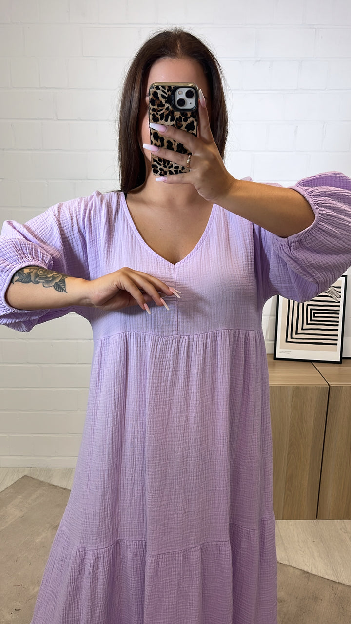 langes Musselin Kleid, Ärmel mit Gummibund / flieder Art. 11223