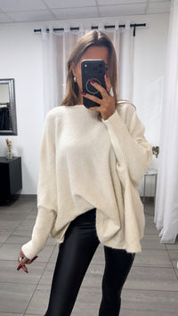 Cozy Oversize Pullover mit Fledermausärmeln / Creme Art. 16505