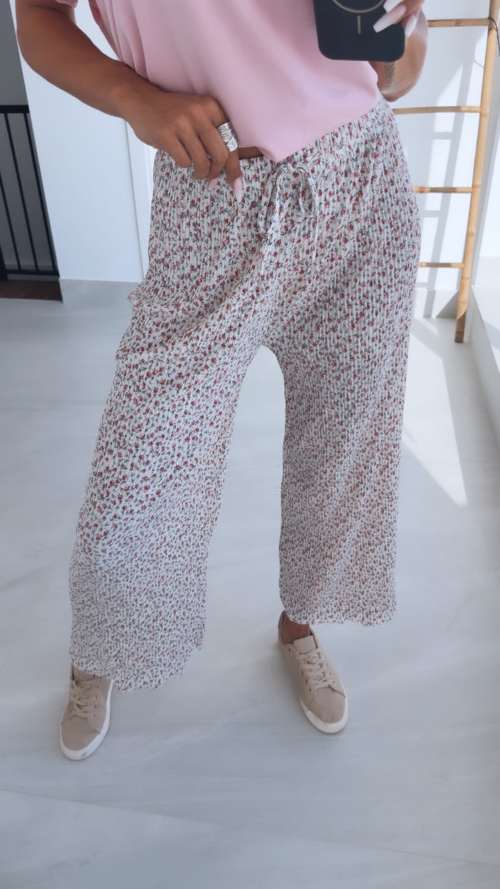 Leichte, plissierte Hose KLEINES BLUMEN Muster / Creme  Art. 15167