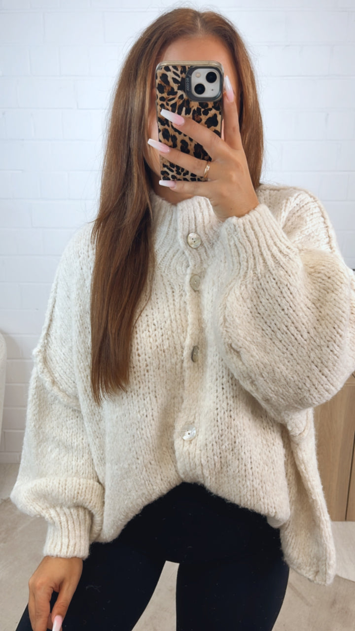 PERLMUTT KNÖPFE Kuschel Cardigan / wollweiss Art. 12361