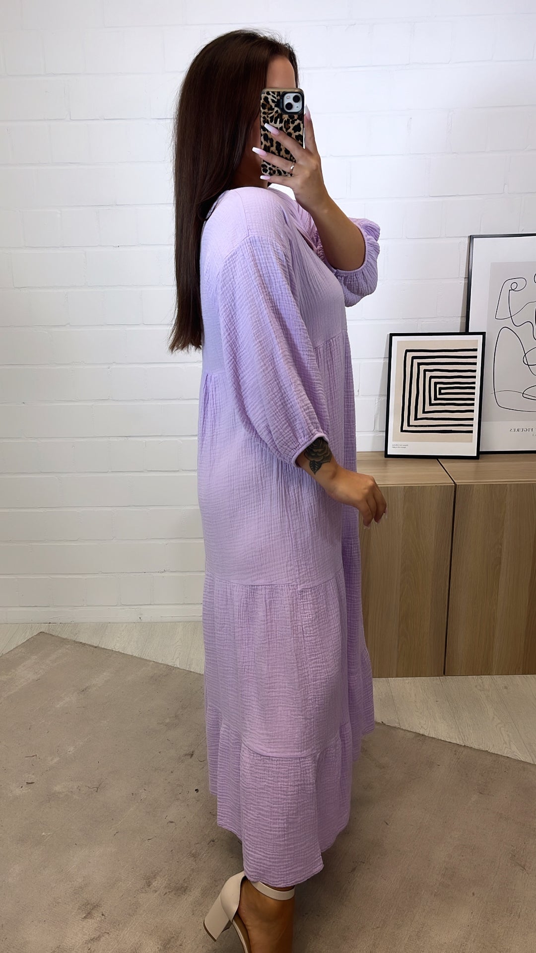 langes Musselin Kleid, Ärmel mit Gummibund / flieder Art. 11223