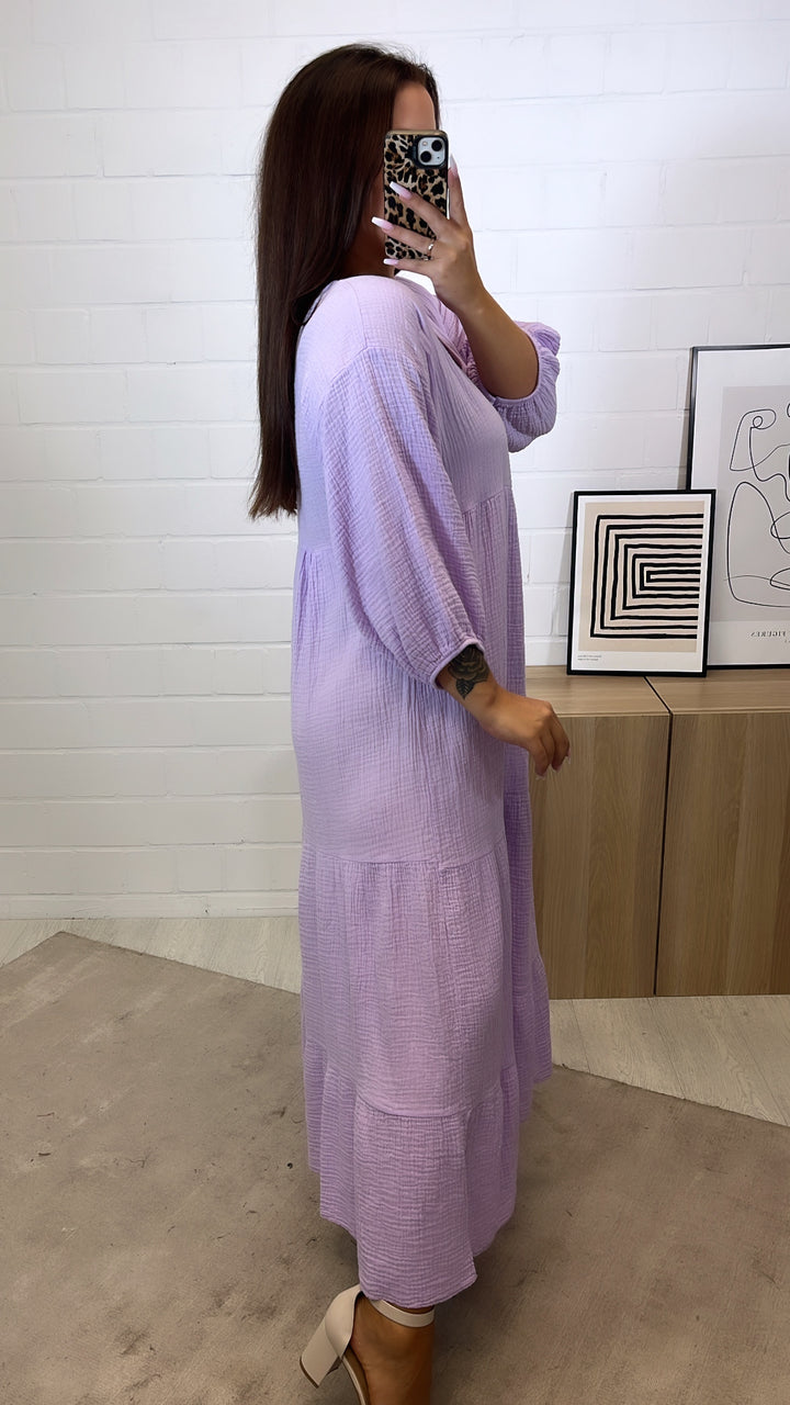 langes Musselin Kleid, Ärmel mit Gummibund / flieder Art. 11223