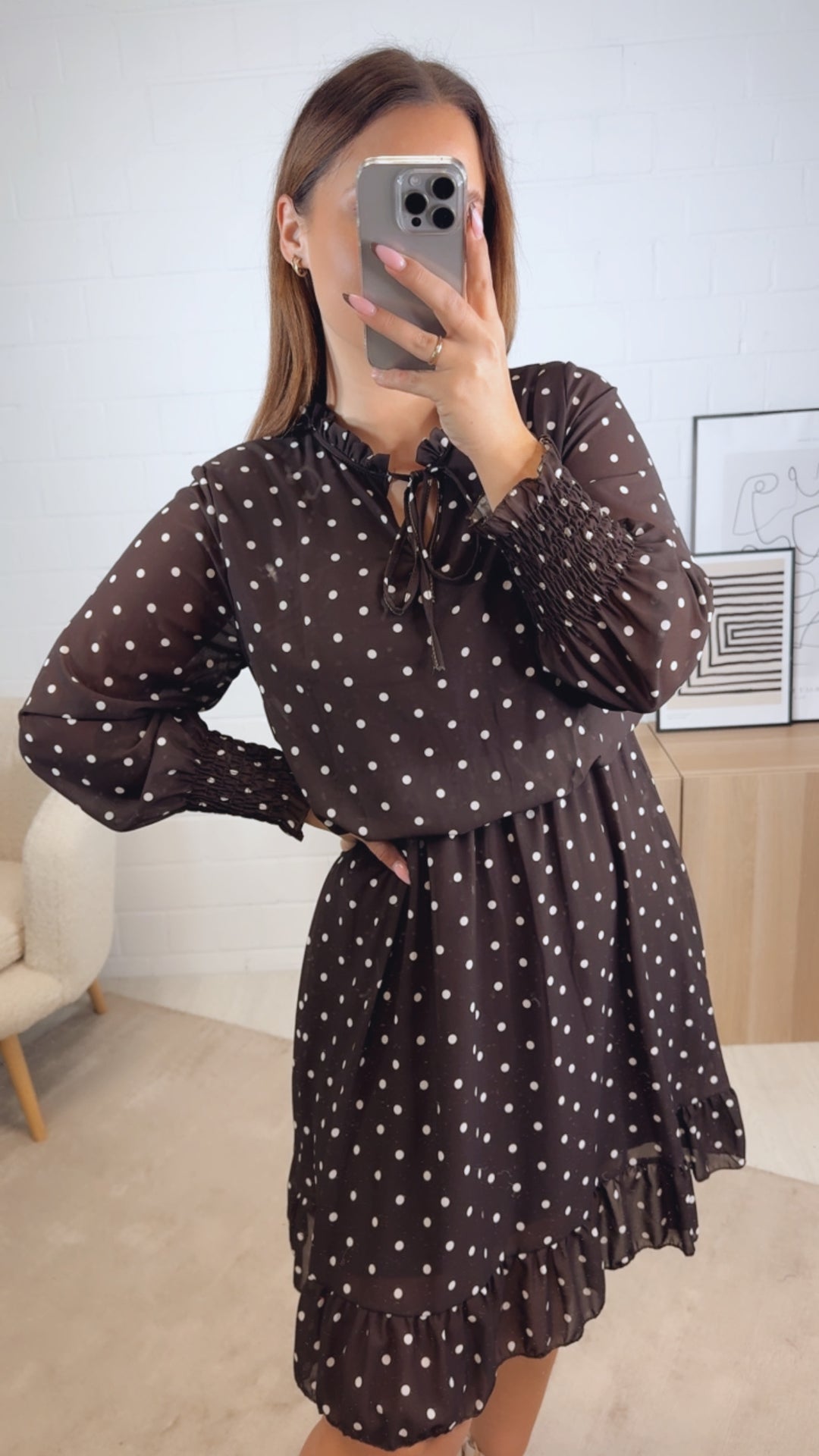 PUNKTE Kleid mit Gummibund im Taillenbereich / dunkel braun - weiß Art. 12956