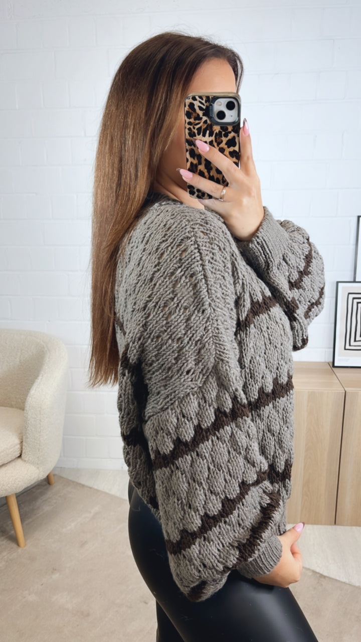 Pullover in ausgefallener Strickart / taupe - dunkel braun Art. 12808