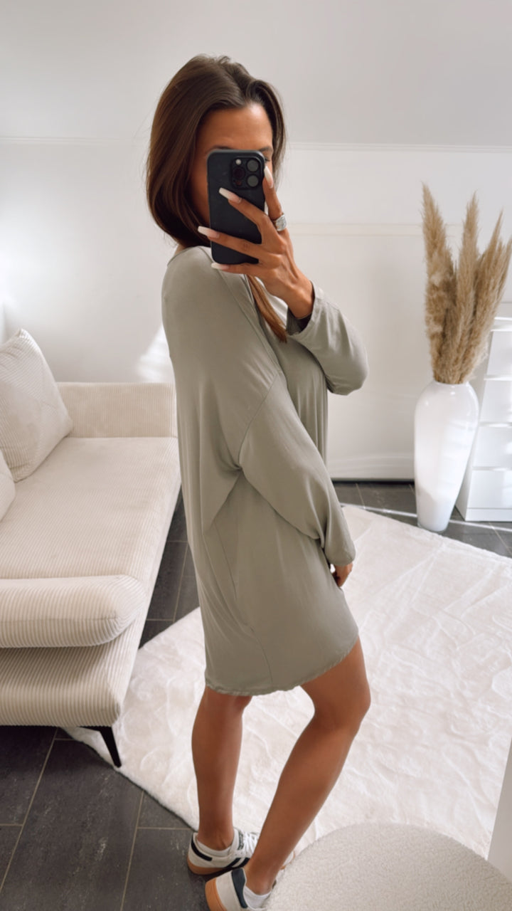 leichtes Kleid / langes Oberteil mit Fledermausärmeln / taupe Art. 9302