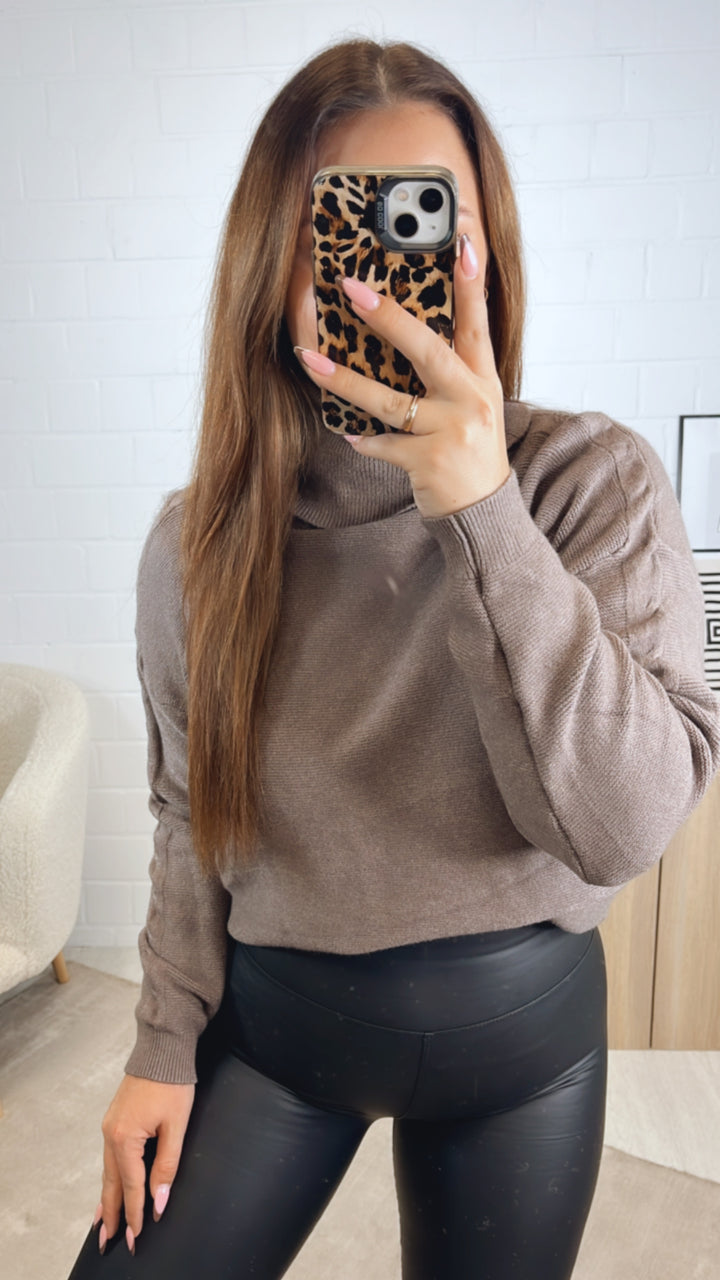 Rollkragen Pullover, Zopfmuster auf Schulter / braun meliert Art. 12975