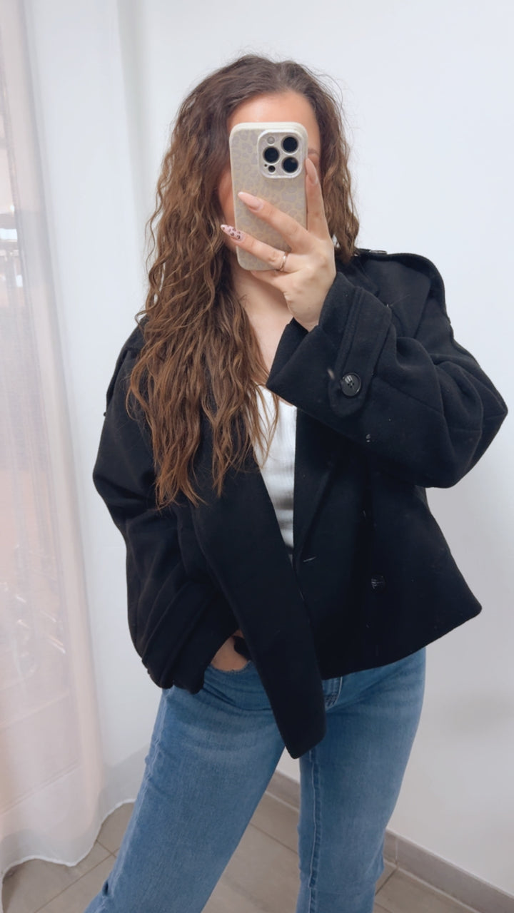 Loose Fit Jacke, fester Stoff, Knöpfe / schwarz Art. 14070