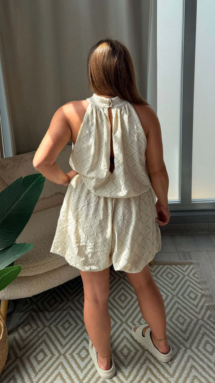 Jumpsuit “Boho Breeze” – Lochmuster / creme beige Art.16006