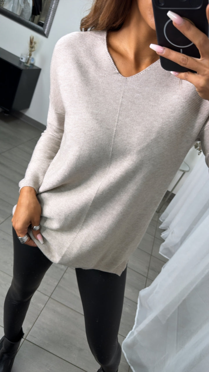 Gerippter Feinstrick Pullover mit V-Ausschnitt / dunkel beige Art.16364