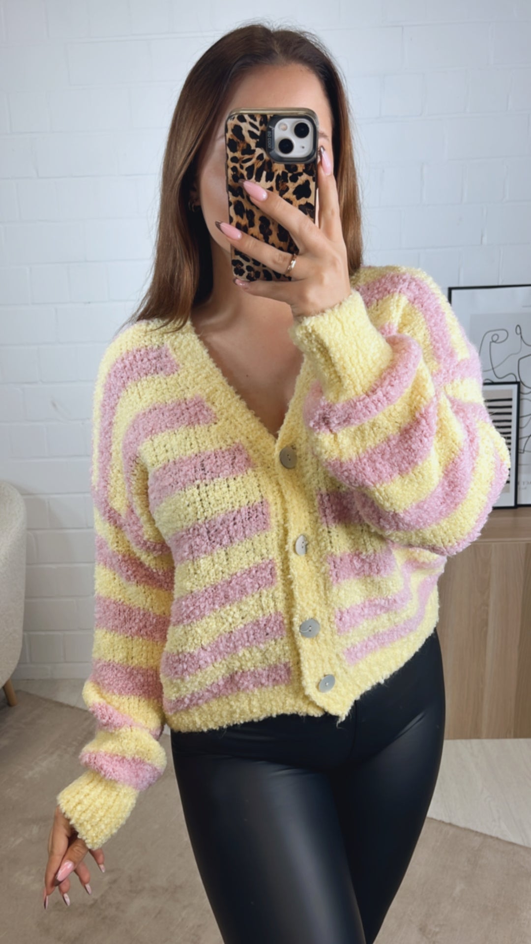 TEDDY STREIFEN Cardigan mit Perlmutt Knöpfen / soft gelb - soft rosa Art. 13020
