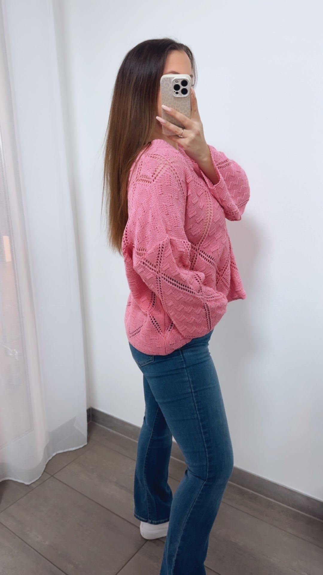 Lochmuster Pullover mit V-Ausschnitt / pink Art. 14485