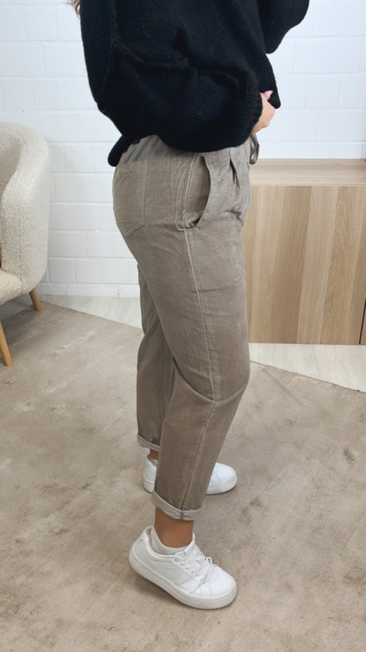 lockere Knitter Optik Hose im Velours Look / taupe Art. 12858