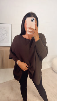 ultra weicher Pullover mit Fledermausärmeln / braun Art. 7361