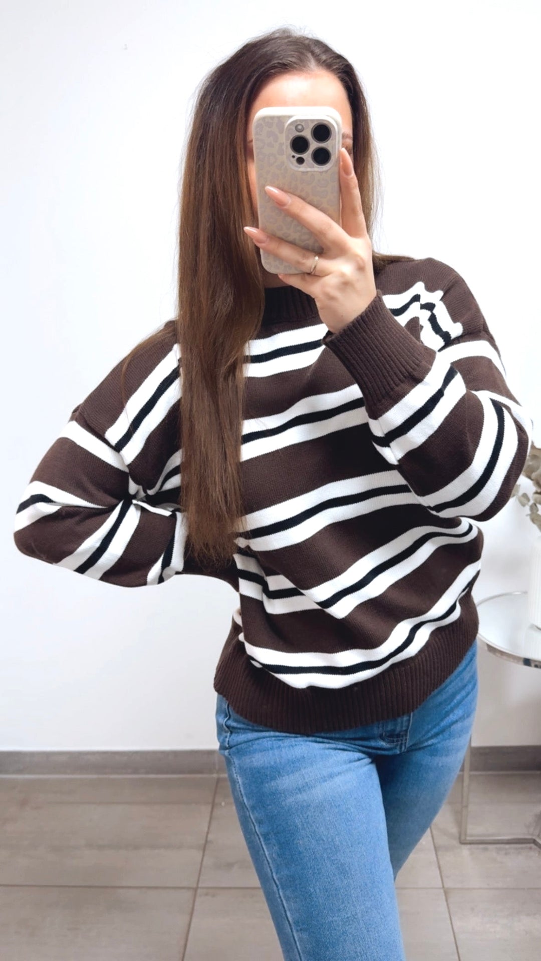 dreifarbiger, gestreifter Pullover / schoko braun - schwarz - weiss Art. 13832