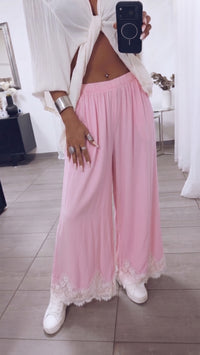 Palazzo Hose mit Spitzen Details / soft pink Art. 15871