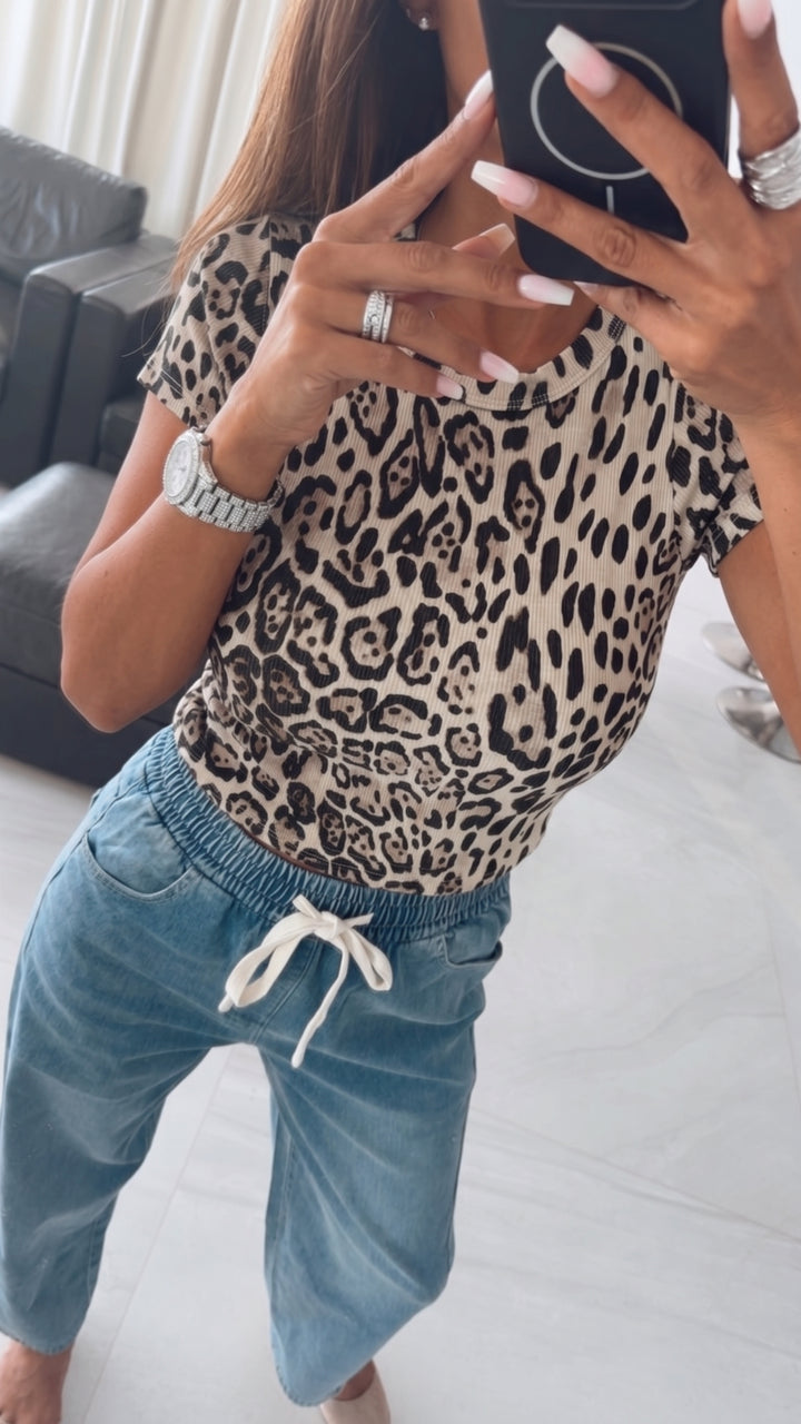 LEO MITTLERES MUSTER Crop T-shirt / Creme - braun - schwarz Art. 16072