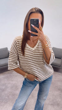 STREIFEN feines Häkel T-shirt, V-Ausschnitt / taupe - creme Art. 15921
