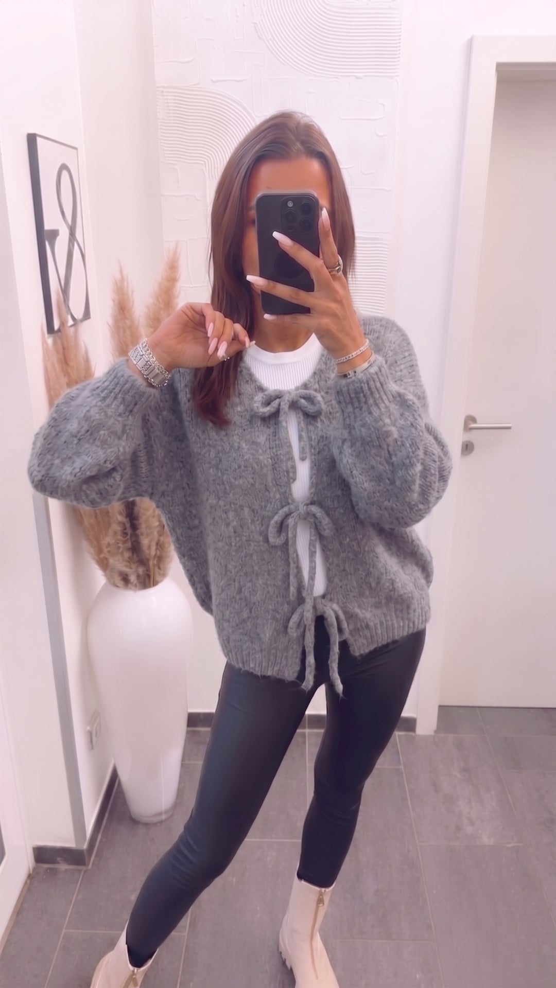 Wende Strick Cardigan zum schnüren / dunkel grau Art. 16204
