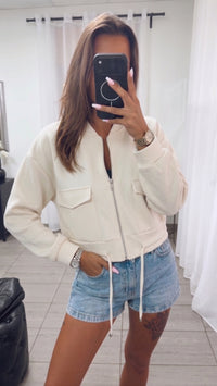 Casual Jacke mit Taschen / weiss Art. 15984