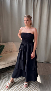 Maxi Volant Kleid, Smok Bandeau Oberteil / schwarz Art. 16048