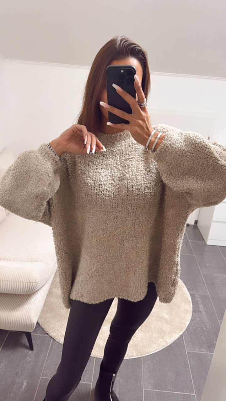 TEDDY Oversize Pullover mit hohem Ausschnitt / beige Art. 8131