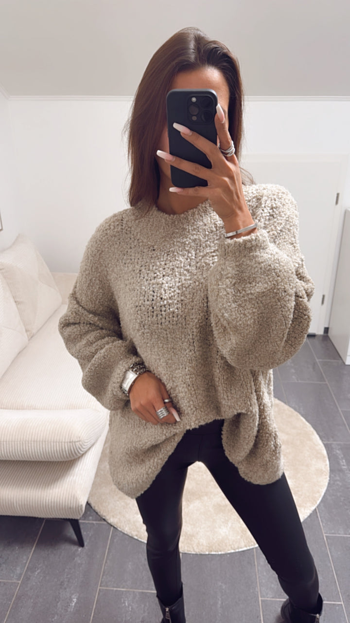 TEDDY Oversize Pullover mit hohem Ausschnitt / beige Art. 8131