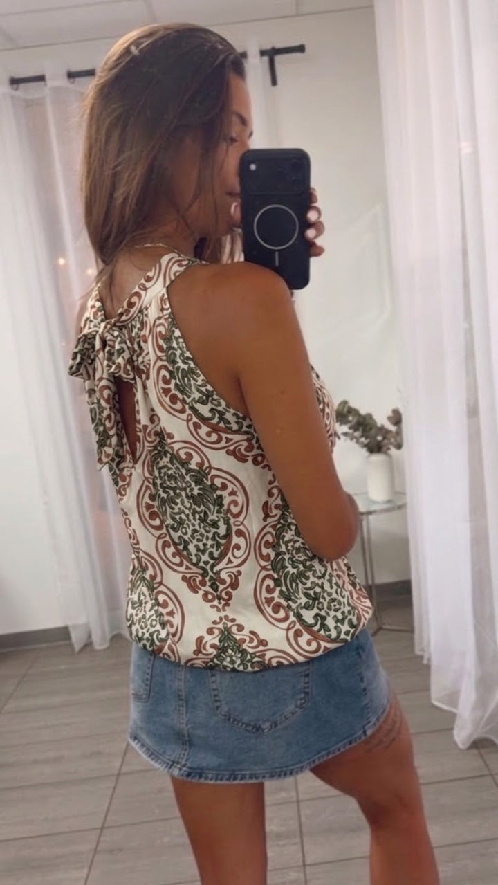 OPULENTES Muster ärmelloses Top / creme - khaki - braun Art. 15329