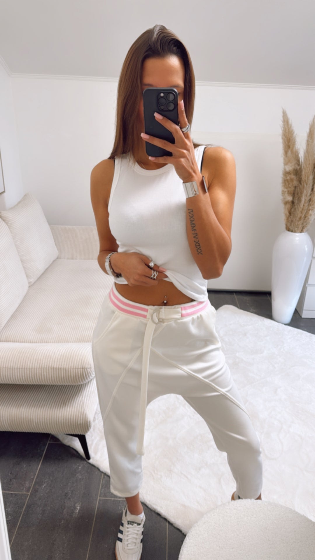 Jogger Hose mit tiefem Schritt, gestreifter Bund / creme - pink Art. 9417