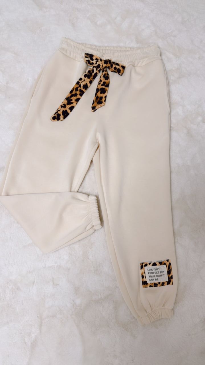 Leo Jogger-Style Hose mit Patch  / beige Art. 8378