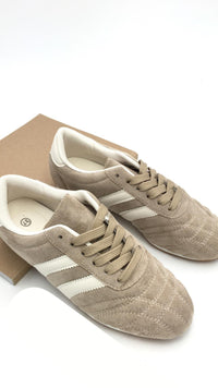 Sneaker Velours Optik " 8-215 "/ dunkel beige  - creme Art. 12369