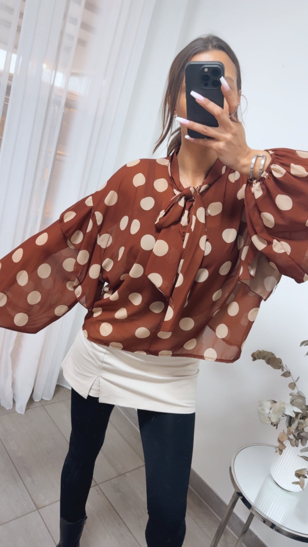 PUNKTE Transparente Bluse mit Schleife / rost - creme Art. 14115