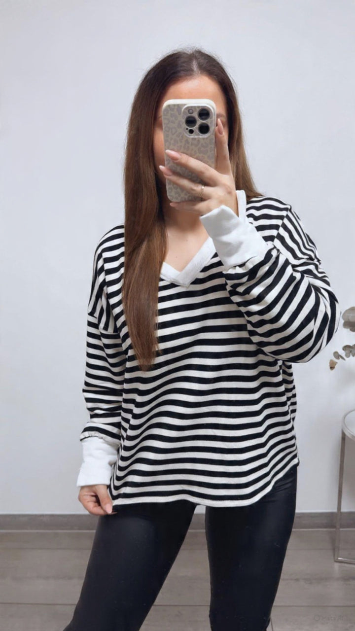 STREIFEN Sweater mit used V-Ausschnitt / schwarz - creme - weiss Art. 13340