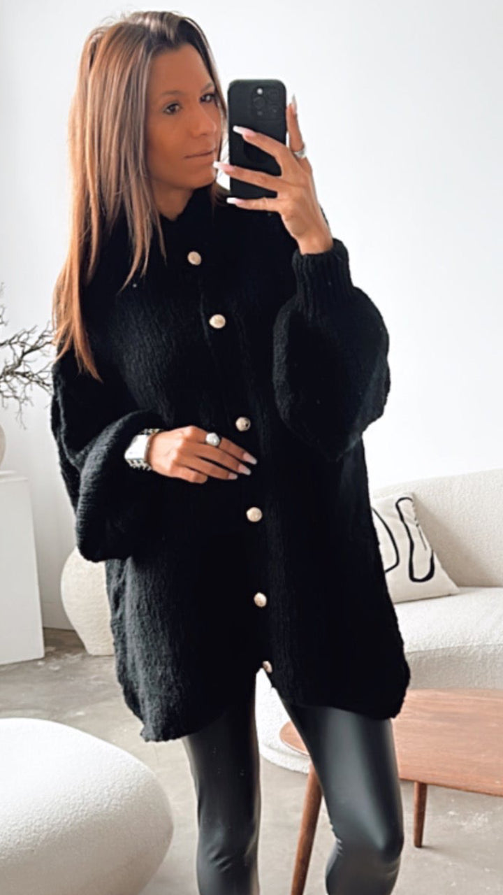 Kuschel Cardigan mit gold - Silber  Knöpfe / schwarz Art. 7378