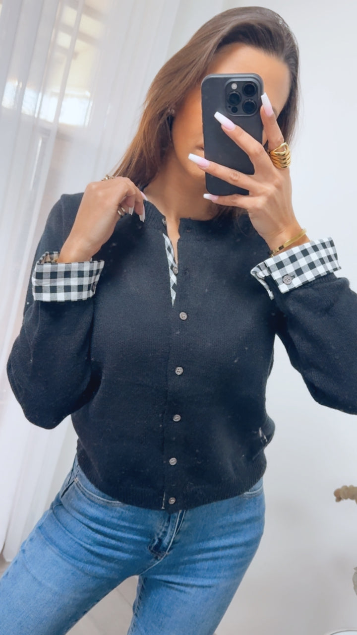 Strick Jacke mit Karo Akzenten / schwarz - weiss Art. 14185