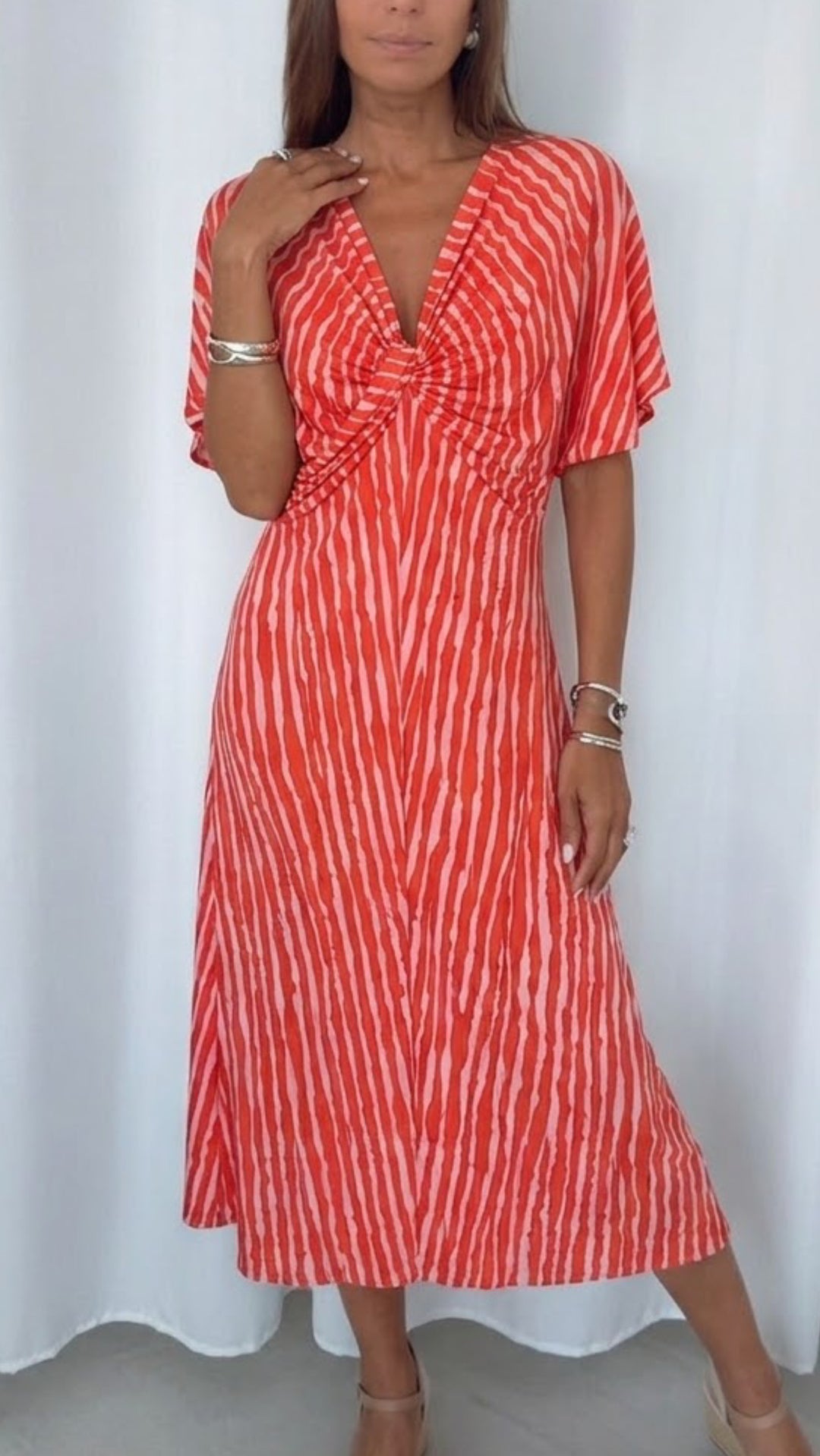 MAXI Kleid mit Knoteldetail / creme - orange Art.15621