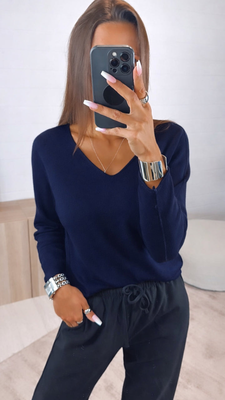 Leichter, super weicher Pullover, V-Ausschnitt / dunkel blau Art. 9073
