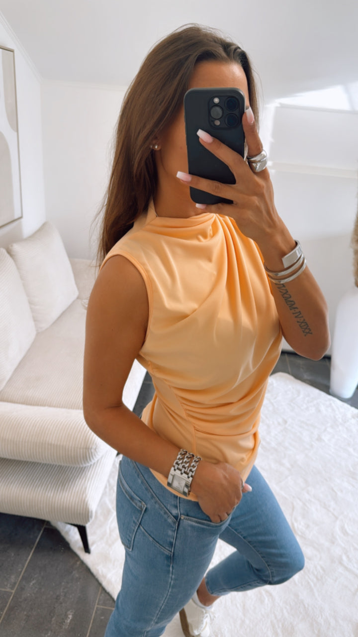 hochgeschnittenes Top / soft orange Art. 9485