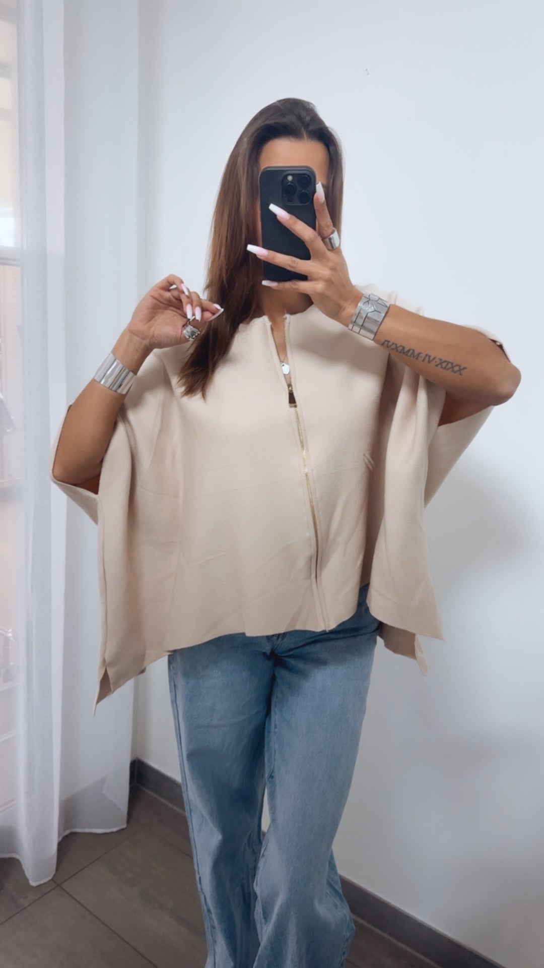 ärmelloser Cardigan mit Reißverschluss / beige Art. 14277