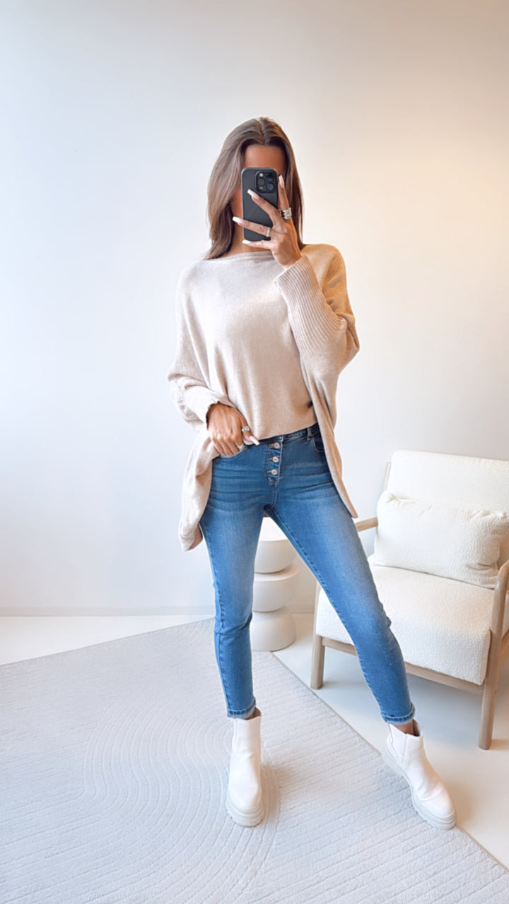 Jeans Hose mit Knopfleiste / mittel blau Art. 8397