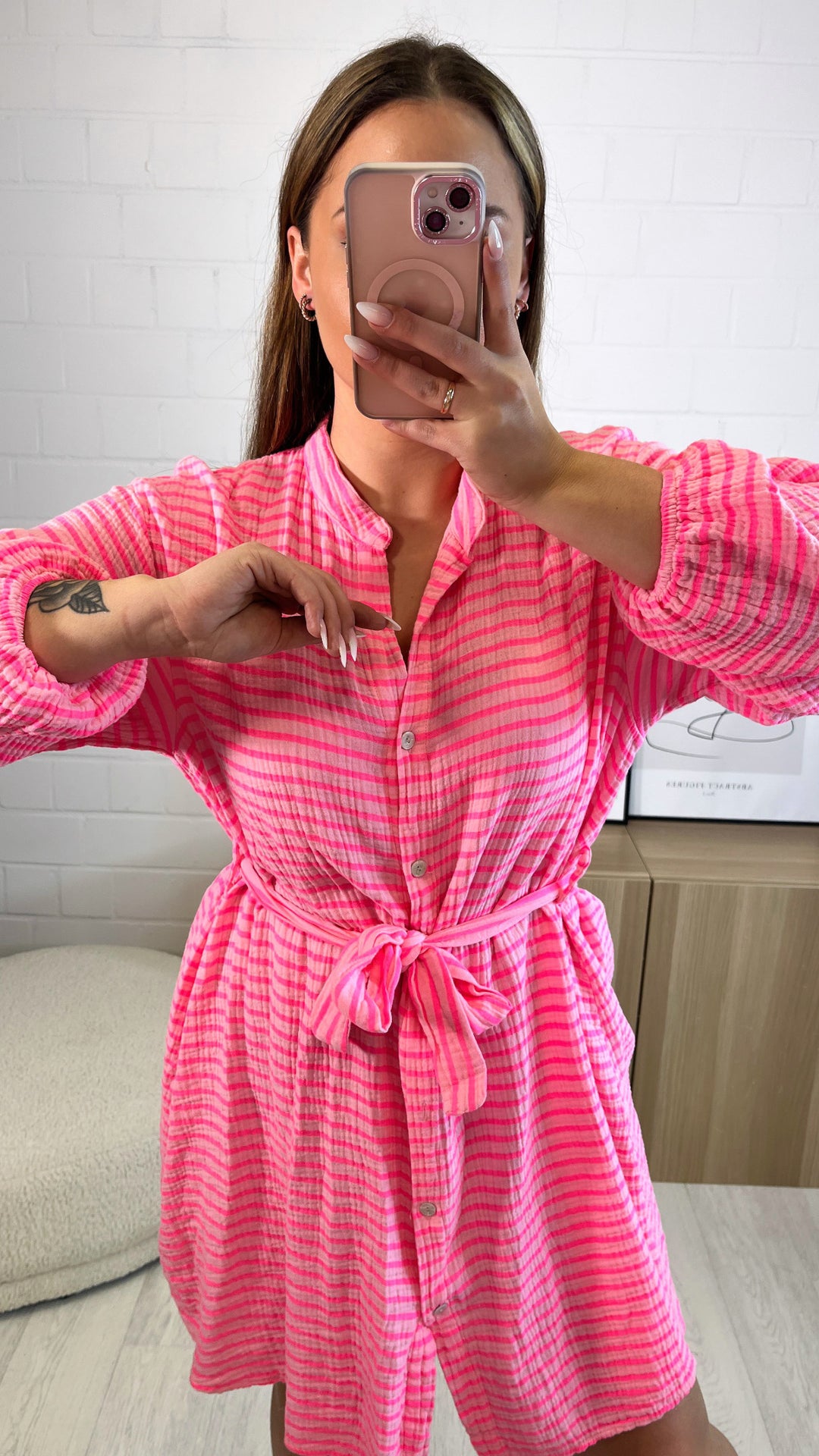 GESTREIFTES Musselin Kleid / soft pink - neon pink Art. 9725