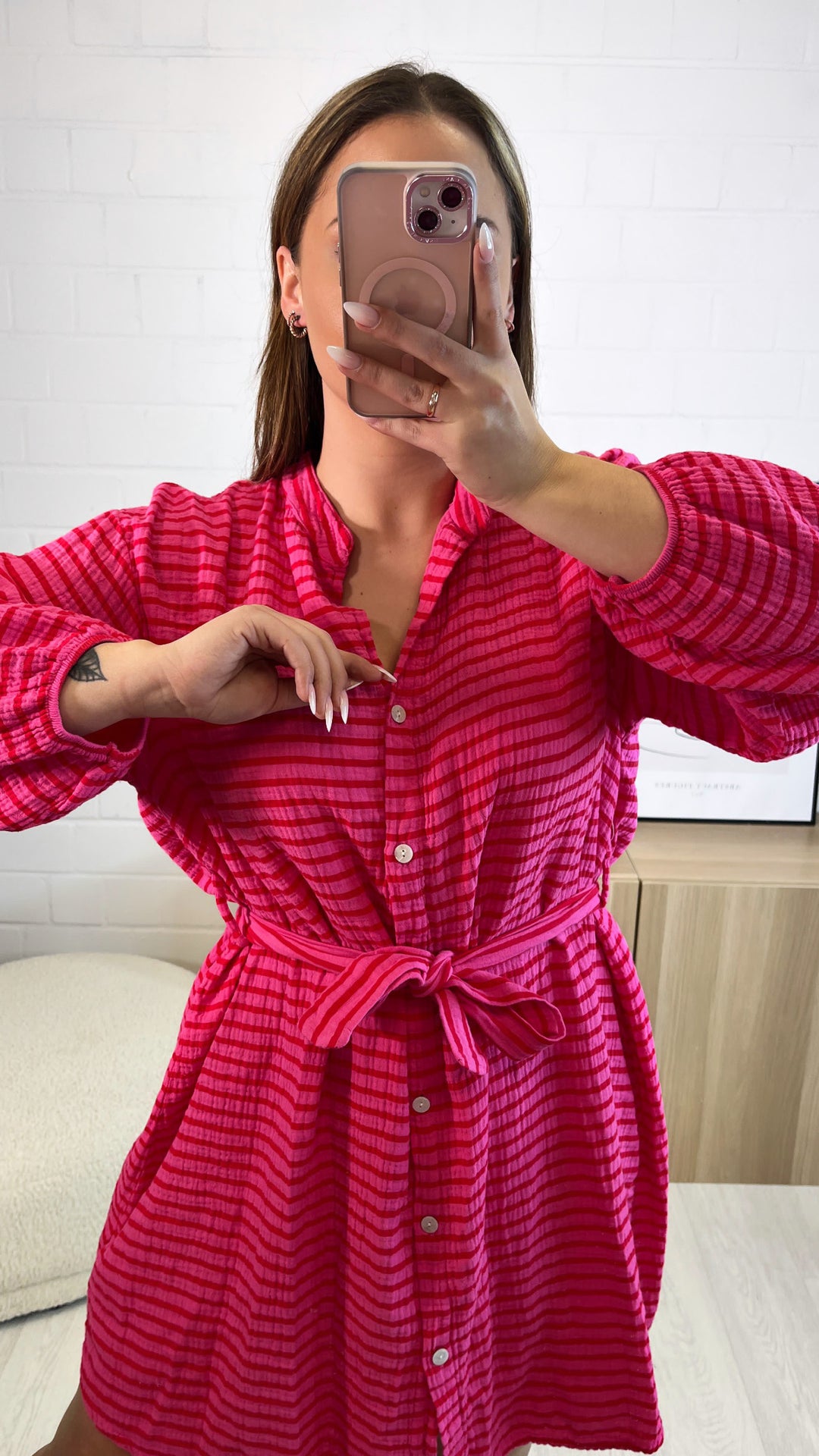 GESTREIFTES Musselin Kleid / pink - rot Art. 9724