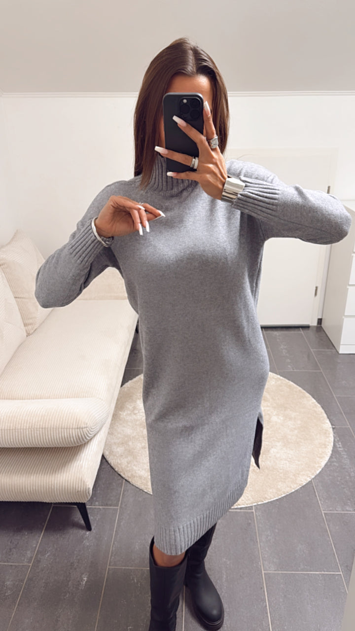 Strick Kleid mit geripptem Kragen, Schlitz / hell grau Art. 8164