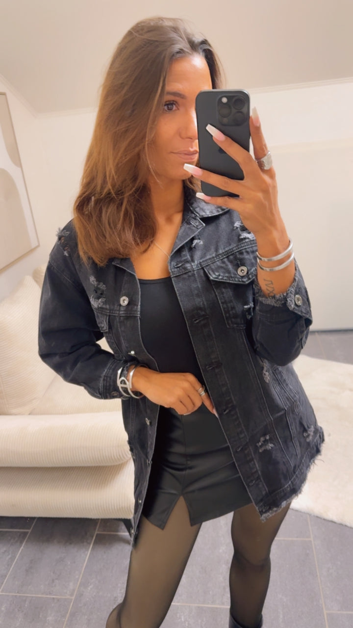 lange Jeansjacke mit used - Elementen / schwarz Art. 4971