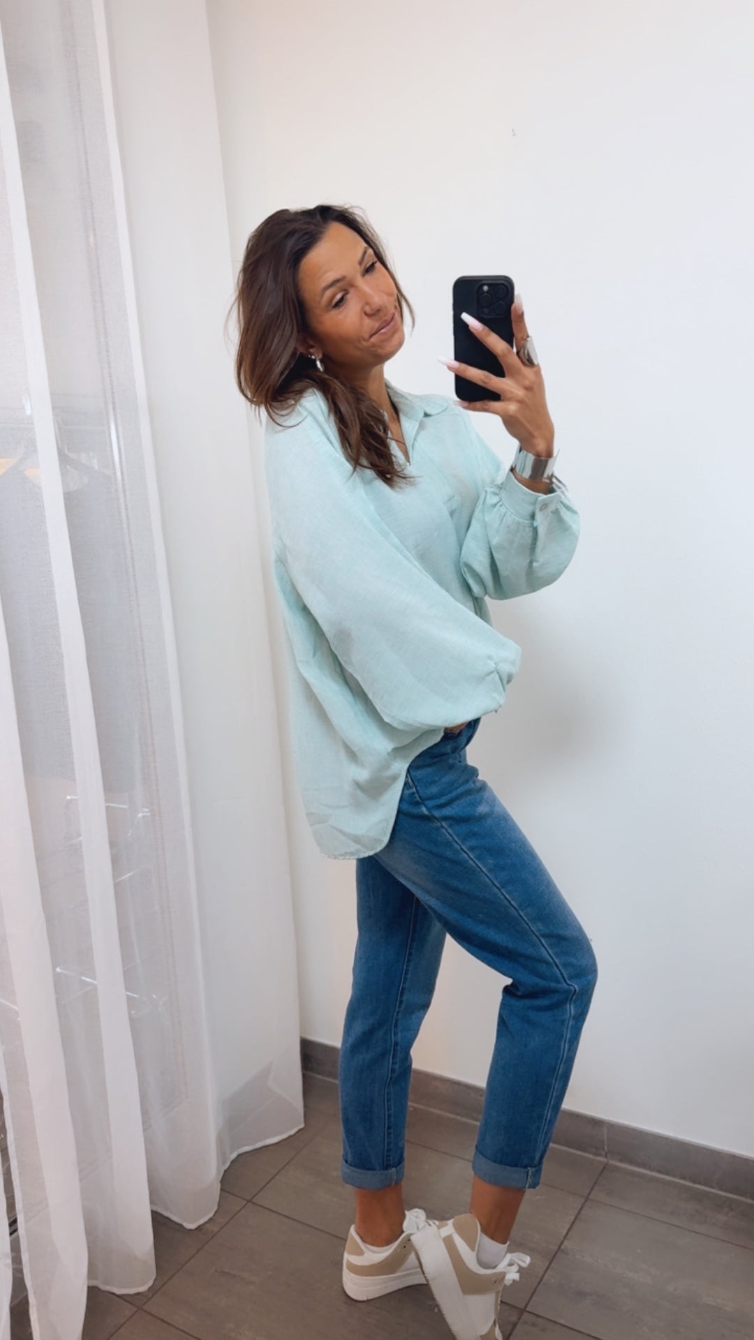 Oversize Blusen Oberteil 
 mit Kragen / mint Art. 14256