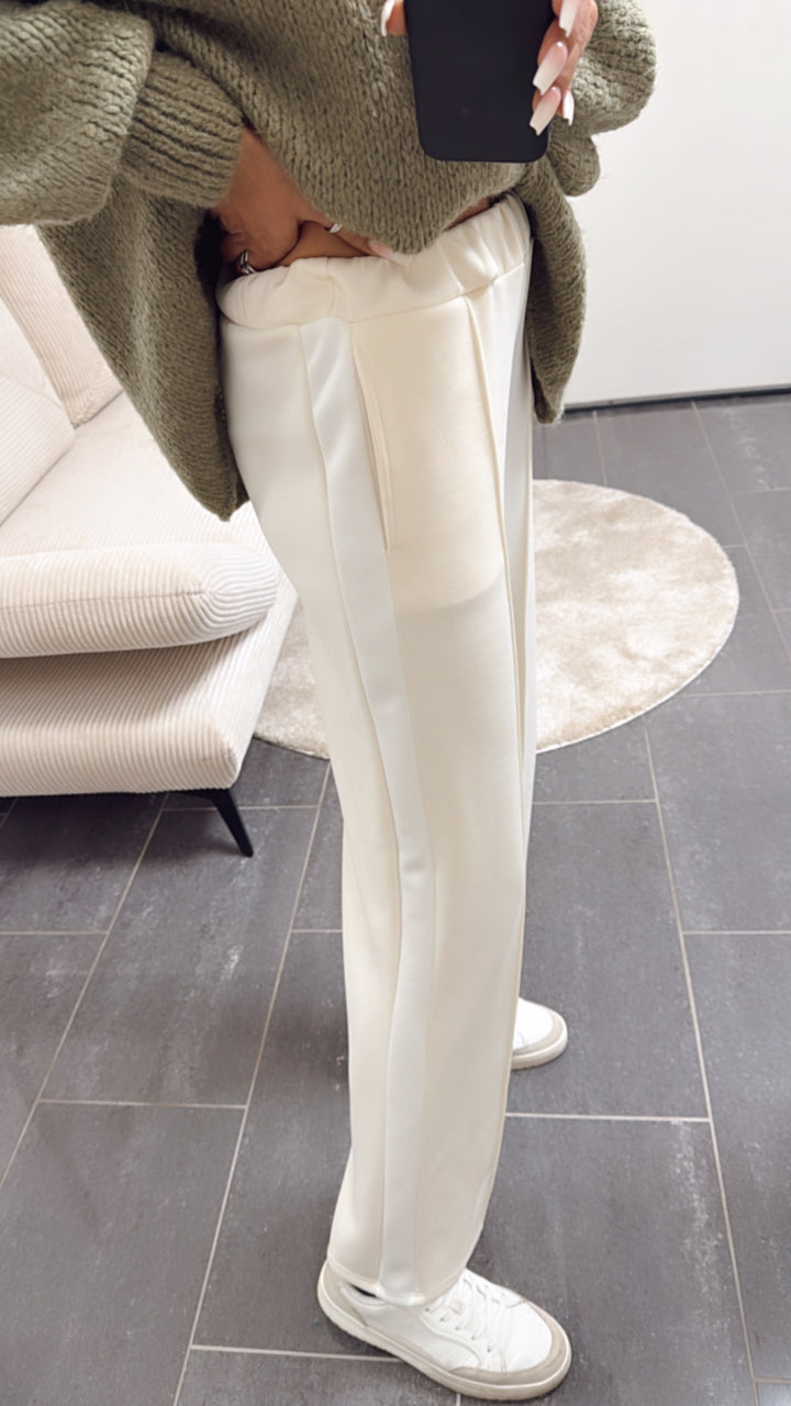 legere, weite Hose mit elastischem Bund / creme - weiss Art. 8462