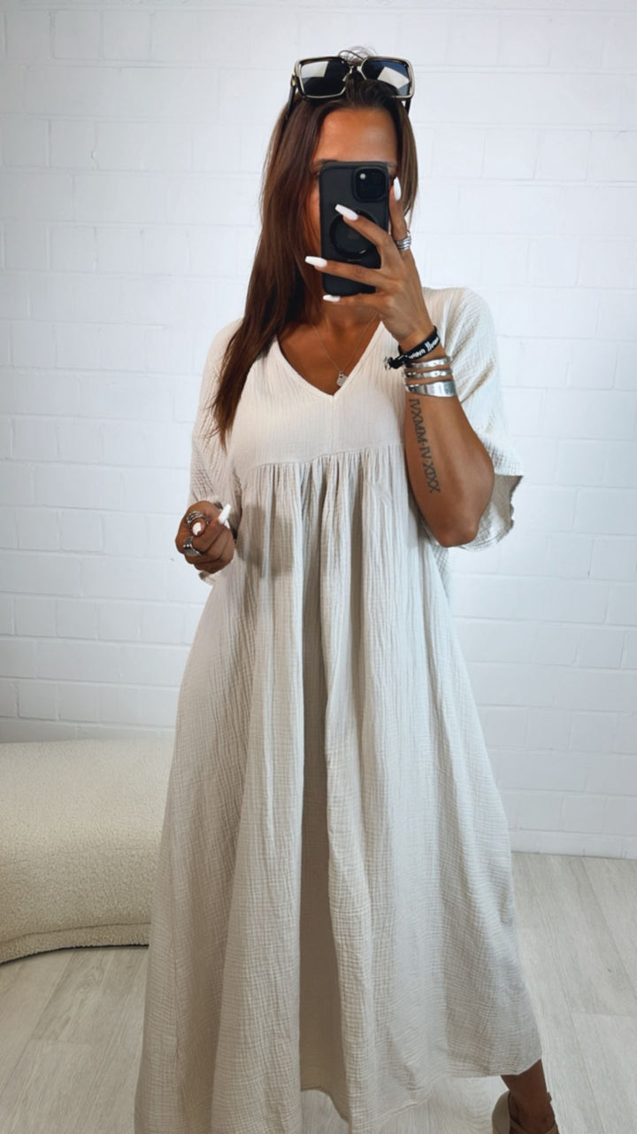 langes Musselin Kleid, kurze Ärmel / beige Art. 10612