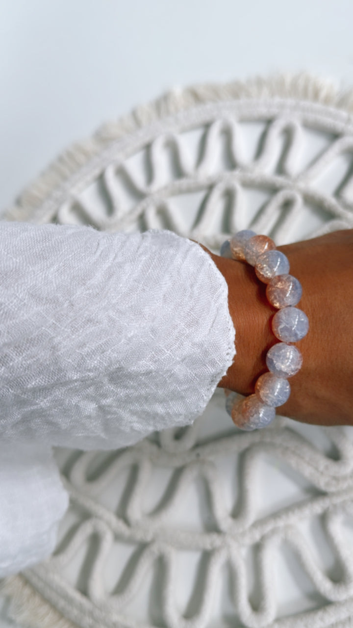Armband mit größeren Perlen / blau - apricot  Art. 7277